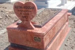 altin-el-mermer-BEBEK-VE-ÇOCUK-MEZARLARI